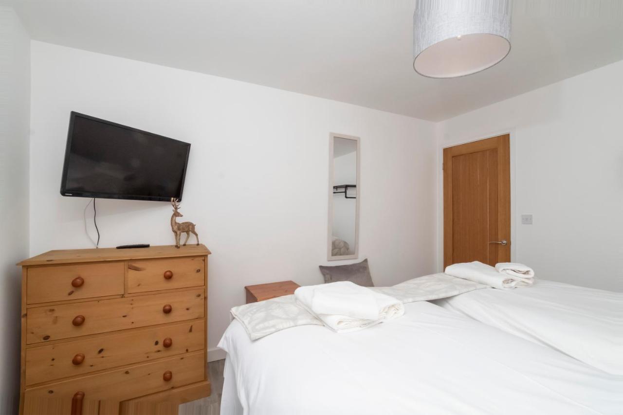 Livingstone Street Apartments With Free Parking Йорк Екстериор снимка