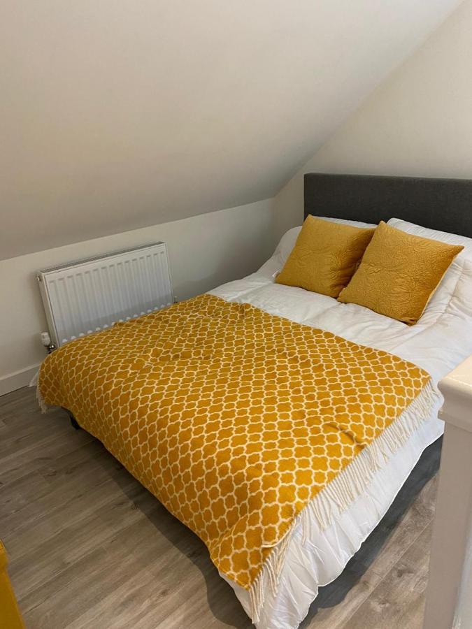 Livingstone Street Apartments With Free Parking Йорк Екстериор снимка